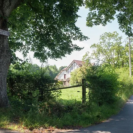 Beautiful With Garden Near Forest In Ardennes 아파트 *