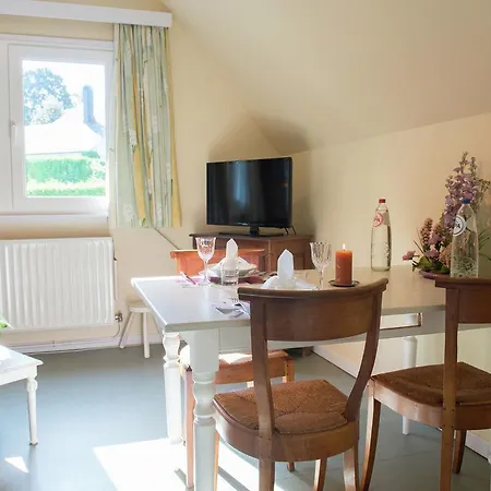 아파트 Beautiful With Garden Near Forest In Ardennes