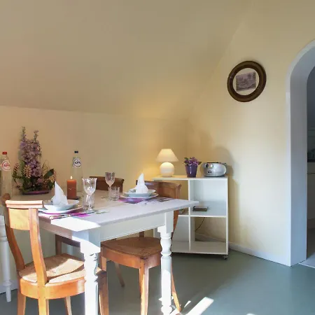 Beautiful With Garden Near Forest In Ardennes 아파트 *